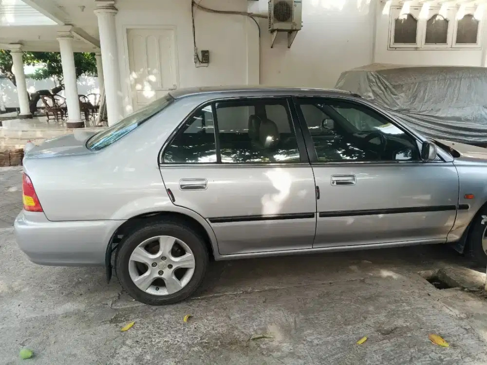 City Z AT th 2000 Silver Metallic