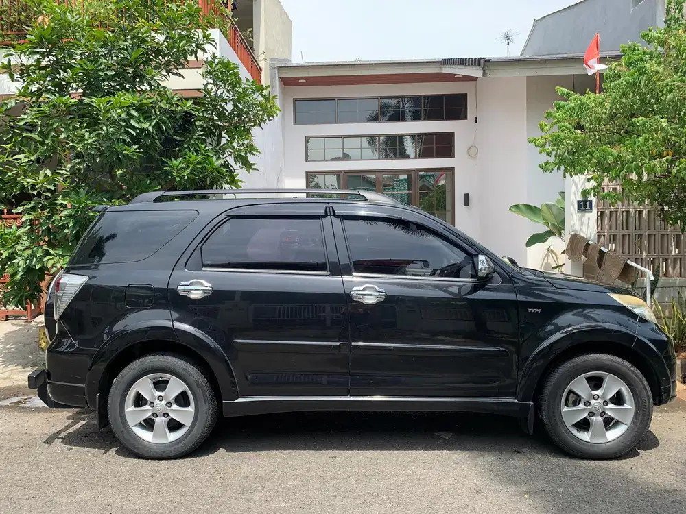 Toyota Rush 2012 Bensin