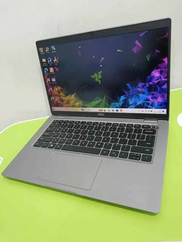 Laptop Dell Core i7 Gen 11 RAM 16GB SSD 512GB Slim