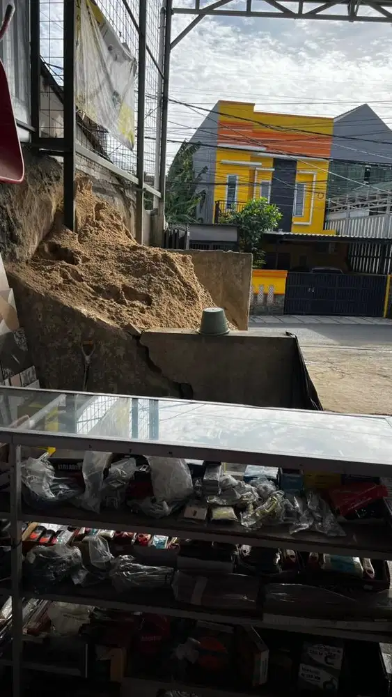 LOWONGAN KERJA SUPIR TOKO BANGUNAN