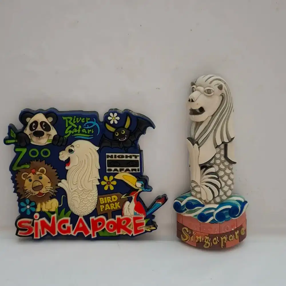 Collector Item: Souvenir Magnet/ Tempelan Kulkas dari Singapura