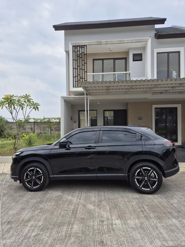 Honda HR-V 2023 Bensin