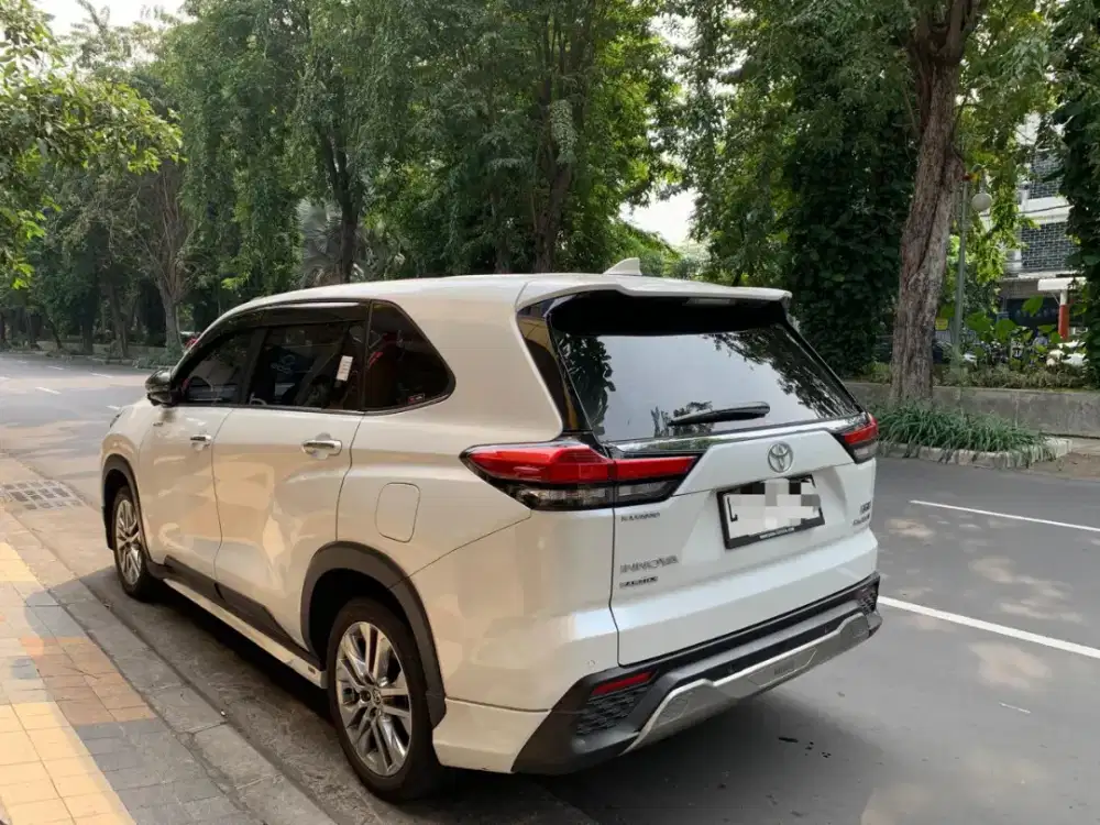INNOVA ZENIX Q MODELISTA TSS HYBRID Matic 2022 Putih, Hitam inova