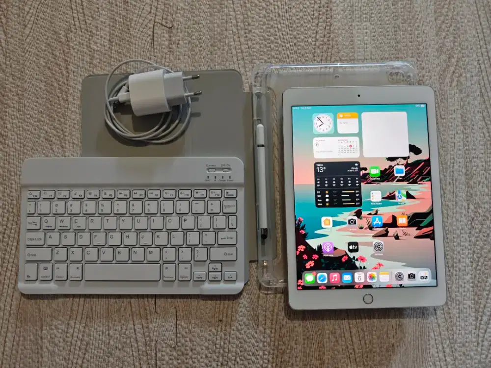 IPAD PRO 9.7' 128GB GOOD CONDITION