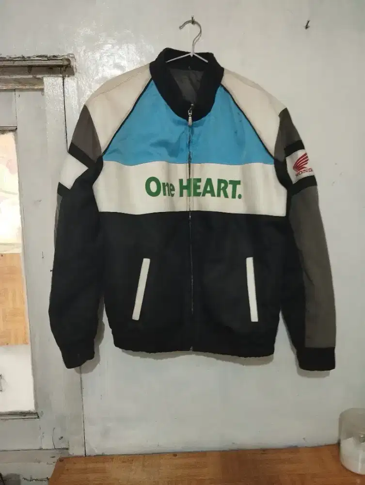 Jaket Honda kombinasi Putih Hitam dan Biru Langit