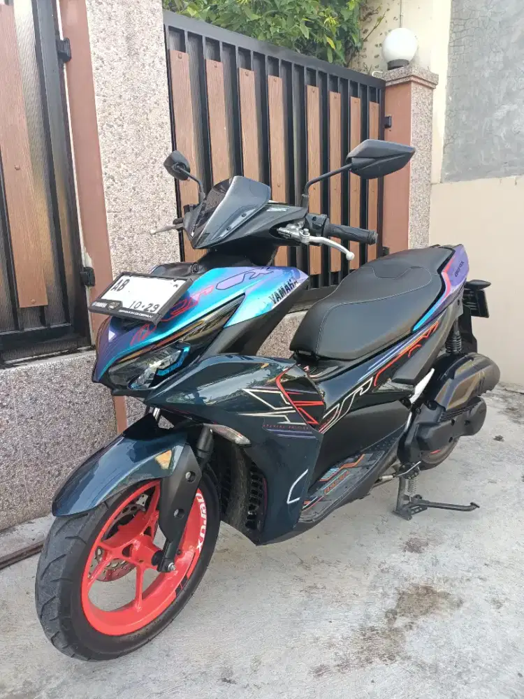 AEROX 155 CYBERCITY KM 10RB AB