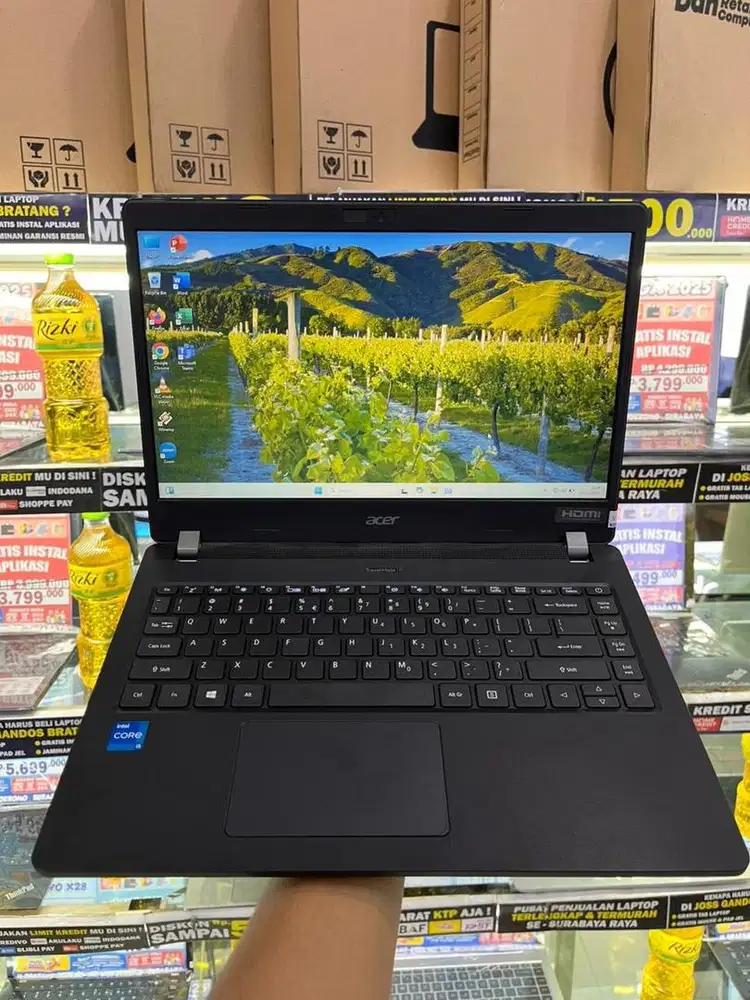 Laptop acer travelmate second display like new