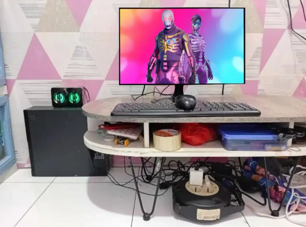 PC GAMING DESIGN + LCD + RAM 8 GB + VGA 1 GB + HD 500 GB + GAMES APP