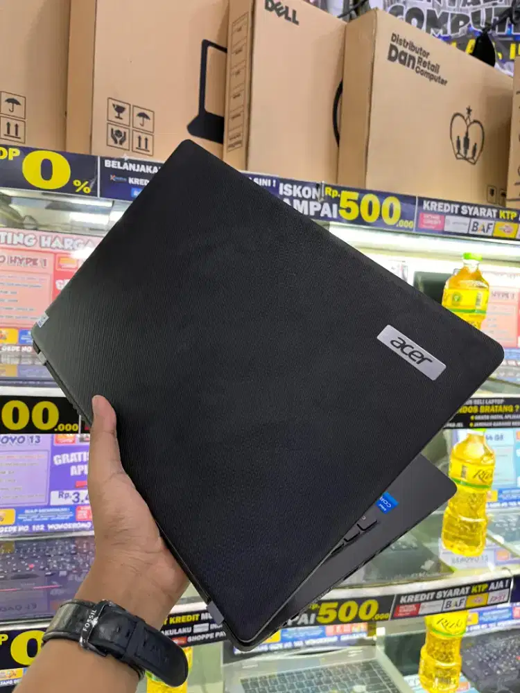 Acer Travelmate P214
