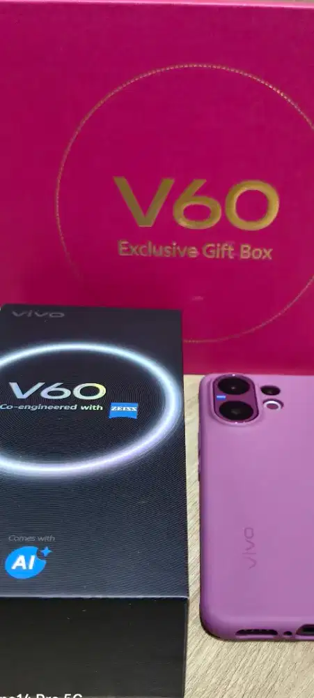 Vivo V60 8+8/256 fullset / + gift