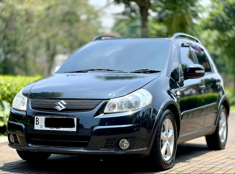 ANTIK Pjk Pjg Low KM 125rb Suzuki SX4 X-Over AT 2009 ban baru dp ringn