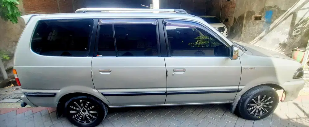 Toyota Kijang 2002 Bensin