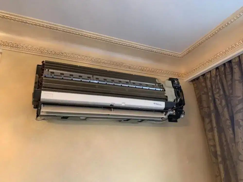 Jasa service AC, bongkar pasang AC, service kulkas bergaransi