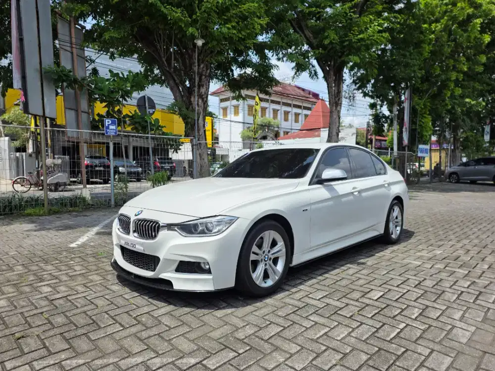 BMW F30 320i Putih 2014 Automatic Mperformance