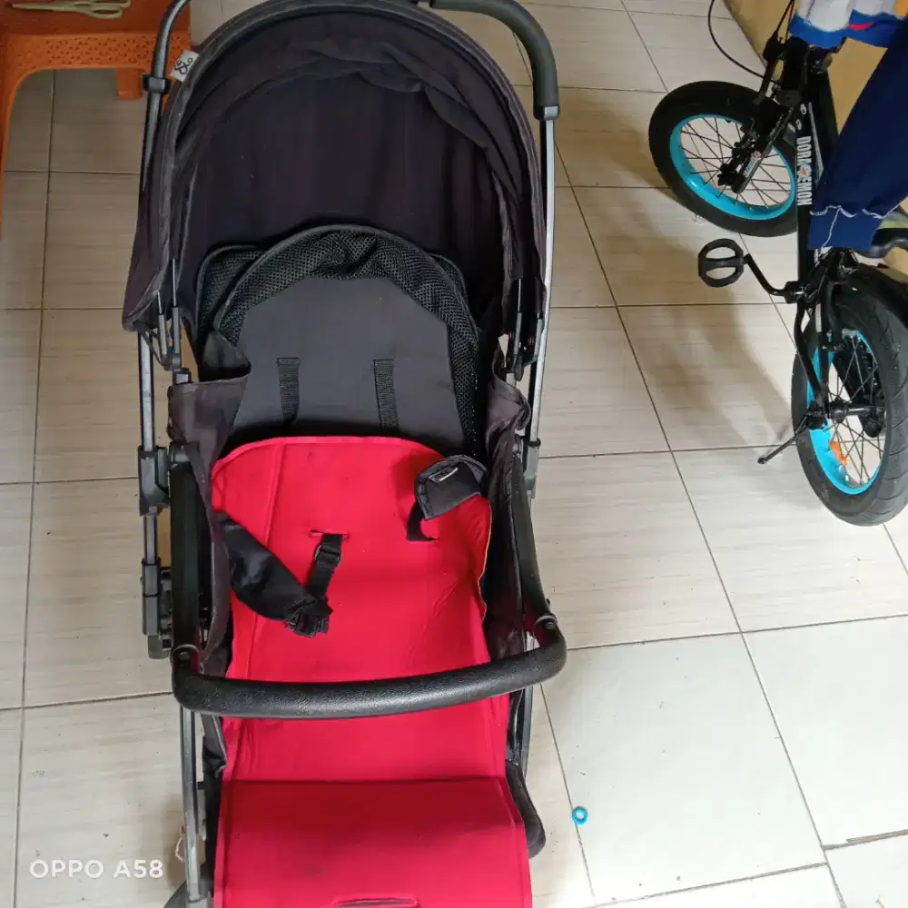 Stroller bayi masih normal