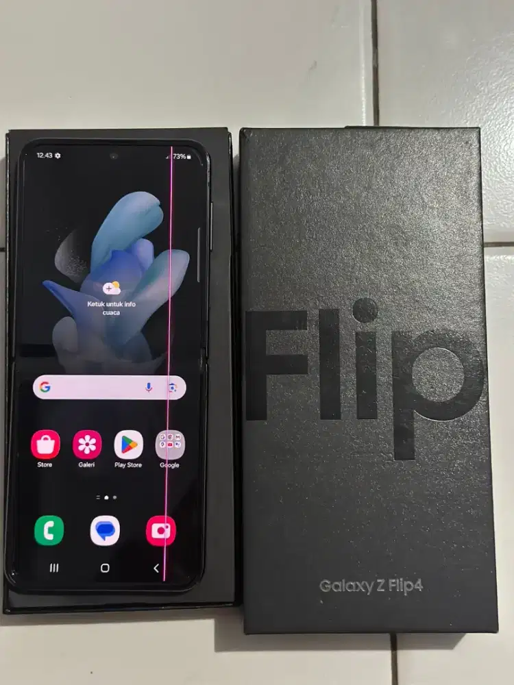 Samsung Zflip 4

Ram 8/256GB

FULLSET

minus greenline