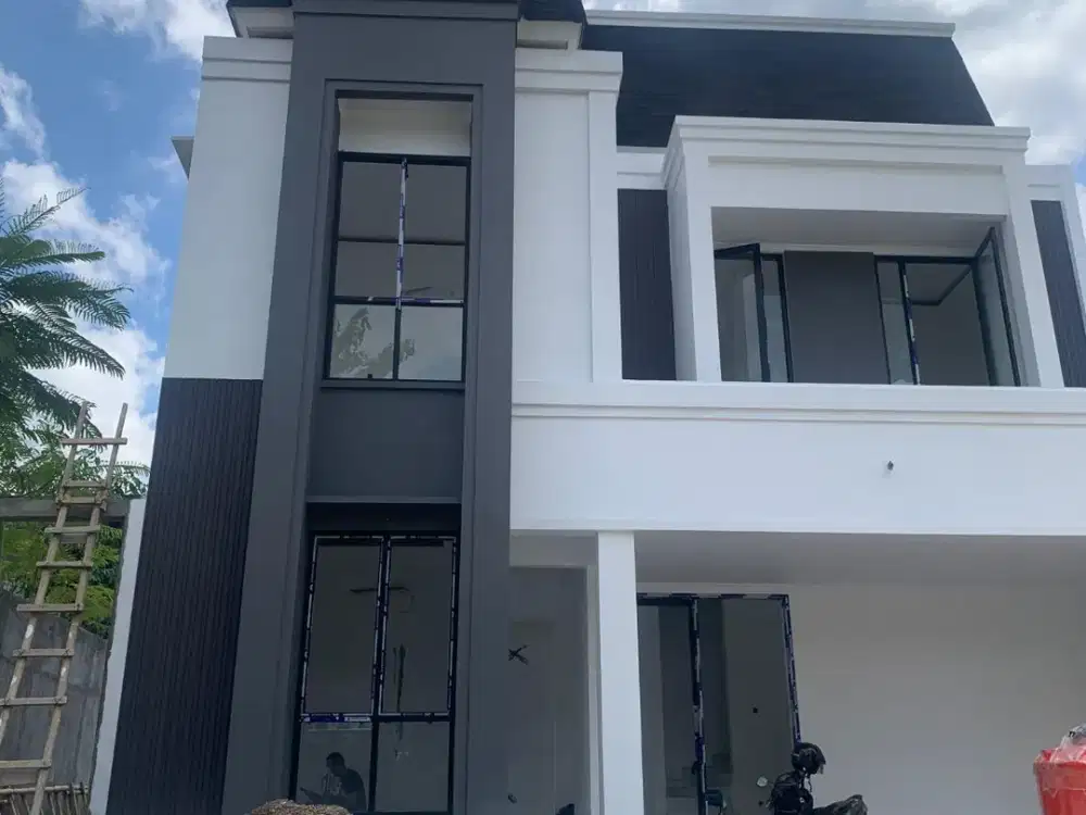 RUMAH MEWAH 2 LANTAI ATTIC ROOM VIEW GUNUNG UNGARAN DI GUNUNGPATI UNNES SEMARANG