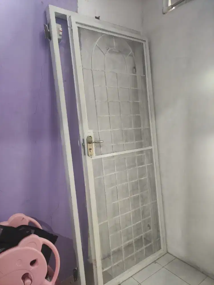 Pintu teralis putih murah