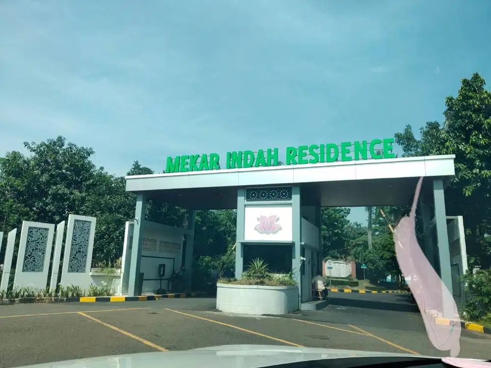 Rumah di komplek Mekar indah residence  jababeka cikarabg utara
