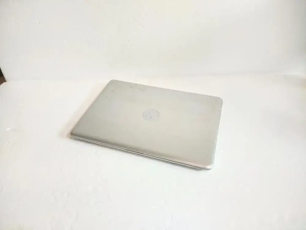 A967 hp 14-bs722TU core i3-6006U Ram 4GB ssd 240GB(V gen) baterai baru