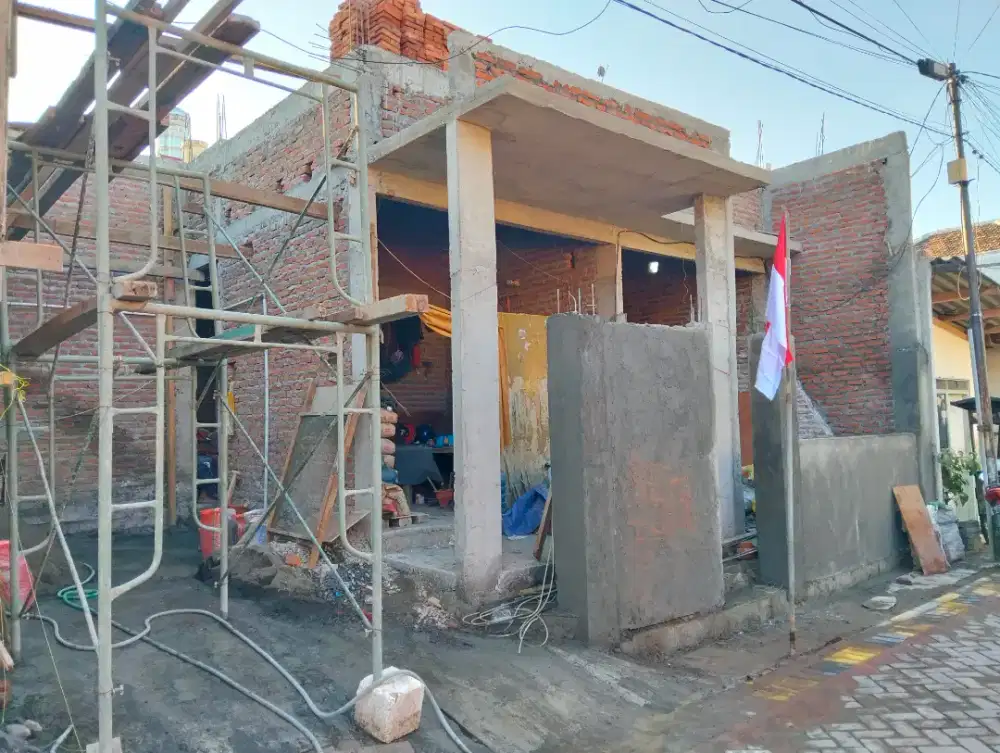 TUKANG / MANDOR  BANGUNAN