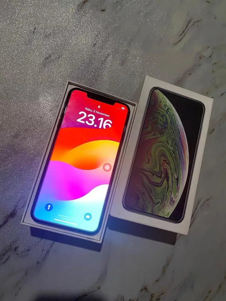 JUAL IPHONE XS MAX 64GB ORI NORMAL ALL OPERATOR