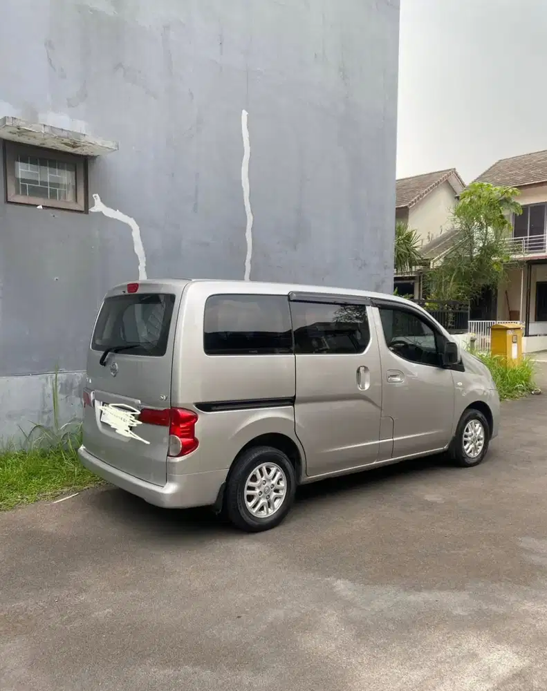 Nissan Evalia 2012 Bensin