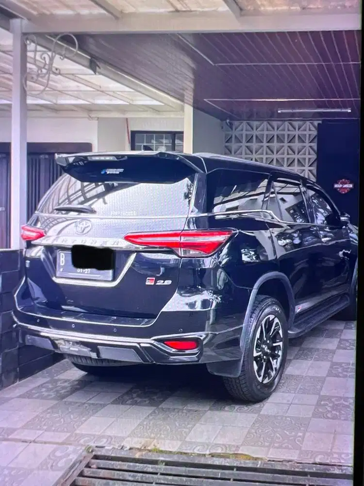 Toyota fortuner vrz gr 2022 murah no pajero