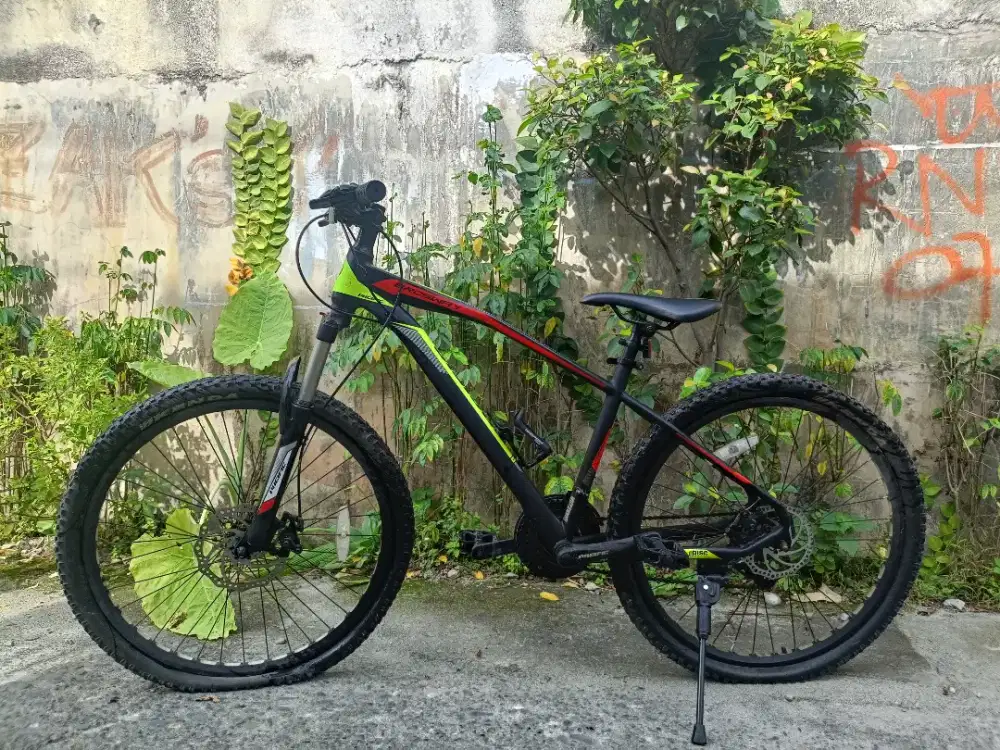 Sepeda gunung pacific brosway