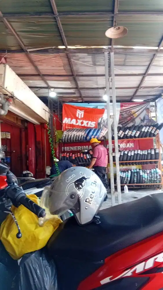 DICARI MONTIR BENGKEL MOTOR BERPENGALAMAN