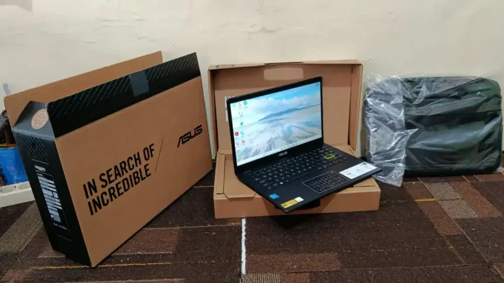 Laptop Asus Vivobok E410KA Intel N4500 NEW harga seken 4.1jt NEGO