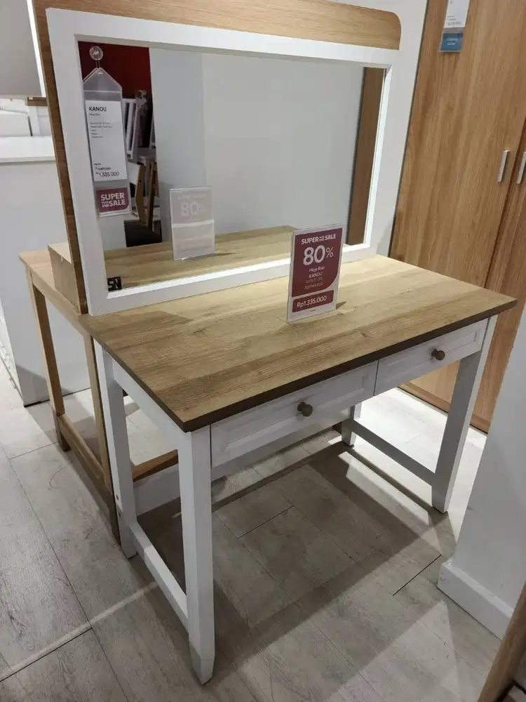 Heim Studio KANOU Meja Rias