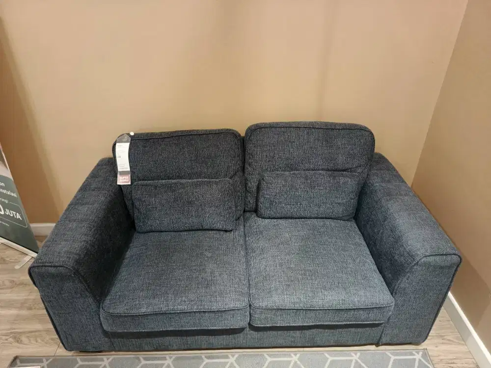 Heim Studio DEIKO Sofa 2 Dudukan Kain - Navy