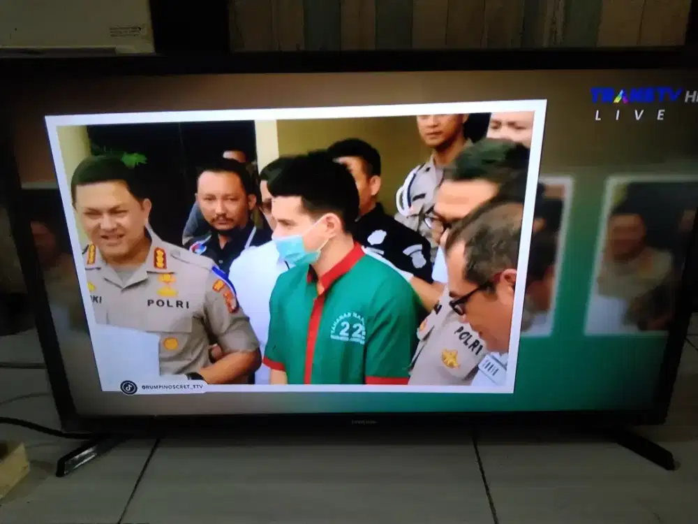 Tv smart digital Hisense 32 siap pakai