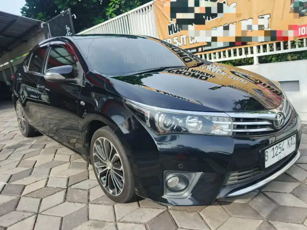 ALTIS V 1.8 AT DP 10.