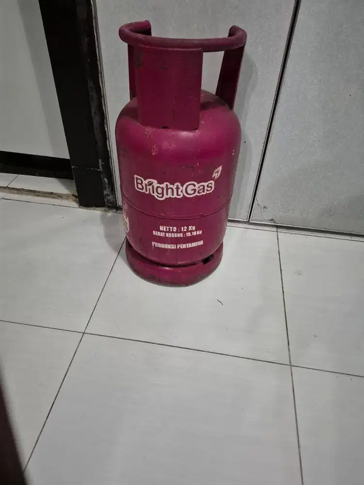 Di jual Tabung Gas pink 12 kg