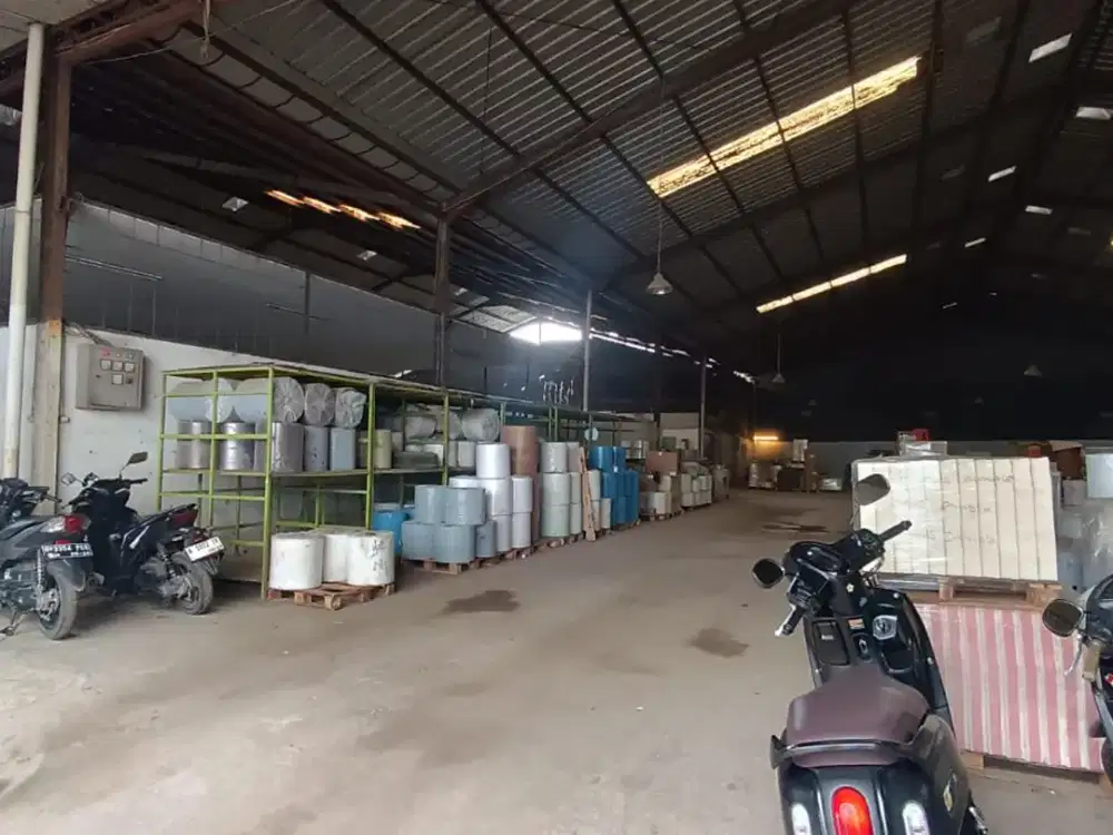 Disewakan Gudang di Kav DPR Cipondoh Tangerang