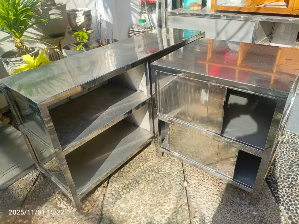 Meja stainless 403