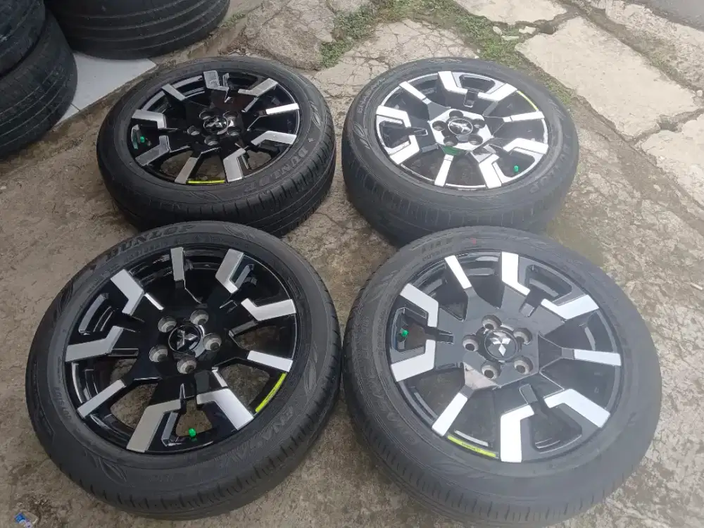 Velg Pelek Wheel Disc Ring 17 Asli Mitsubishi New Xpander Cross