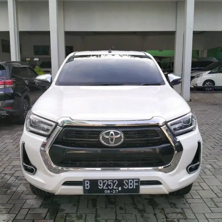 TOYOTA HILUX DC V 2.4 4X4 AT 2022