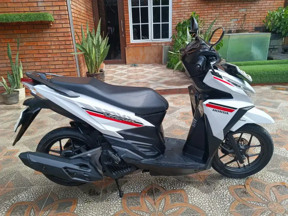 VARIO 125 2017 CBS ISS TIPE TERTINGGI