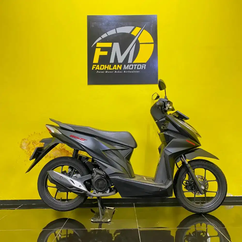 Honda Beat Deluxe Tahun 2023 Km Low Full Orisinil Joss Istimewa
