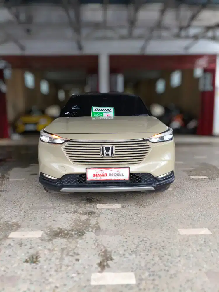 Honda HR-V 2023 se automatic warna shandkhaki plat B