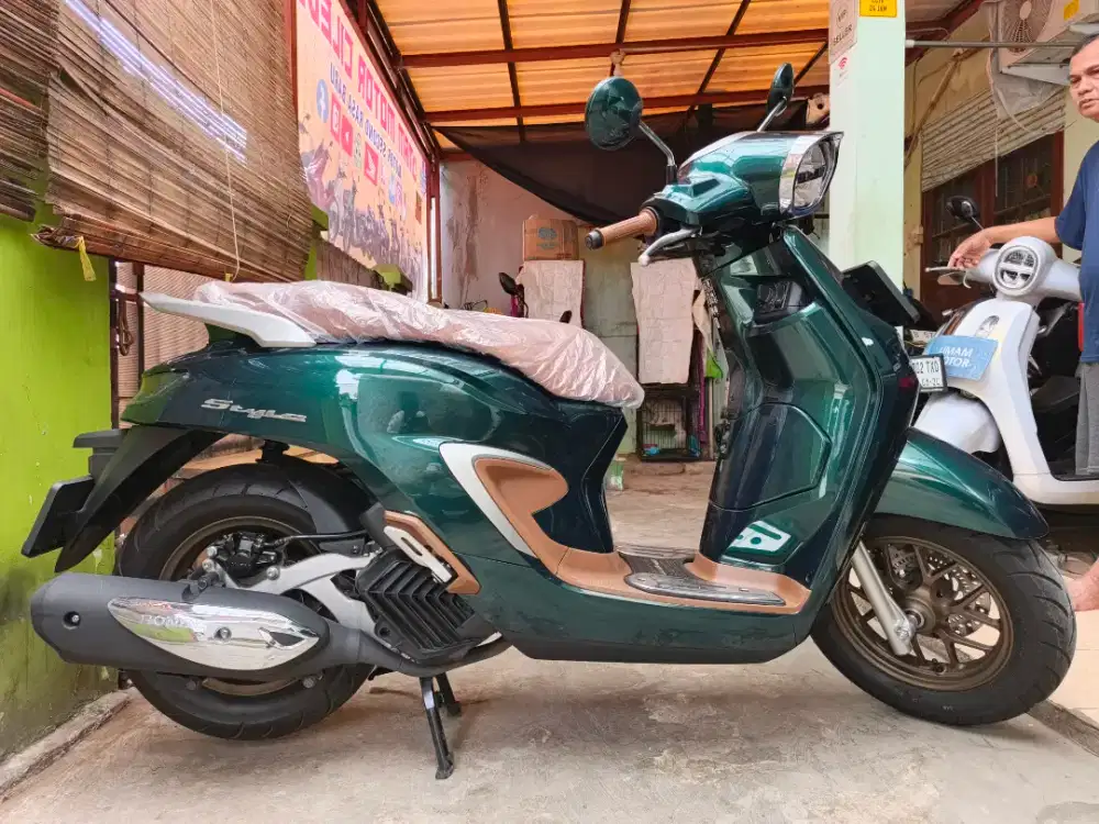 KM 600 HONDA STYLO 160 ABS 2025 LIKE NEW DI CILEDUG BLN 8 BISA TT 2024