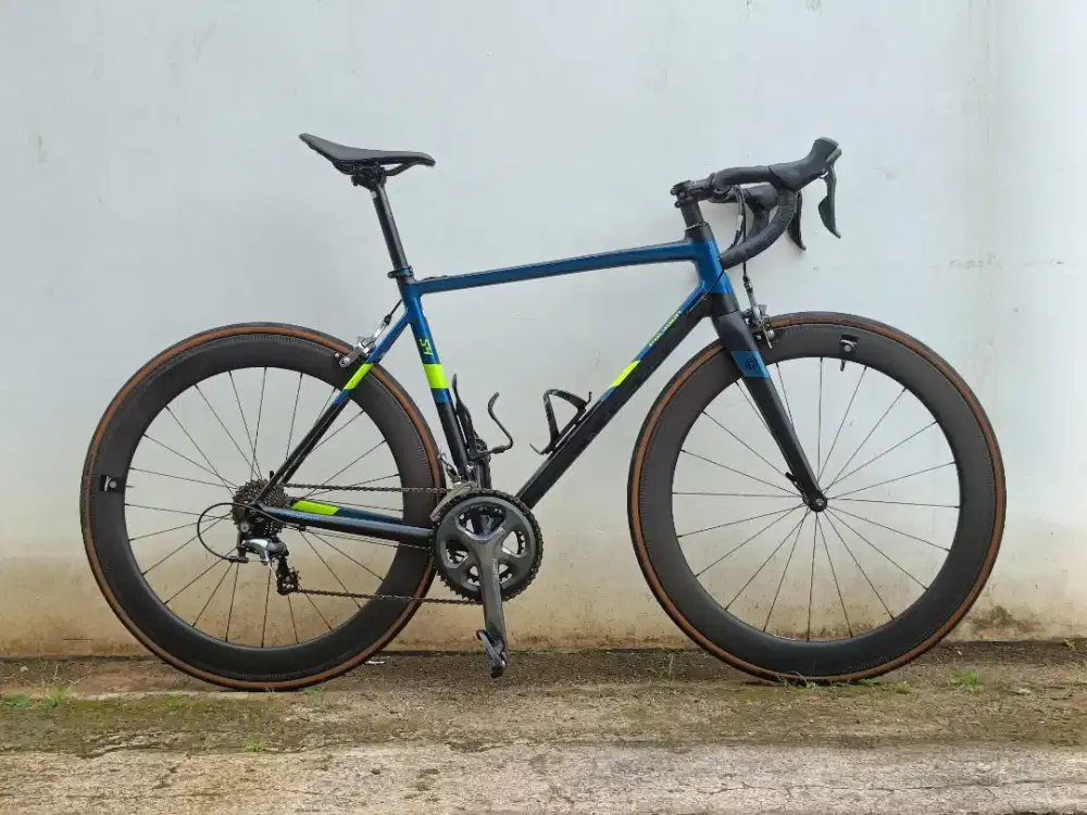 Polygon Strattos S4 Roadbike Road bike wheelset carbon 60mm farsports