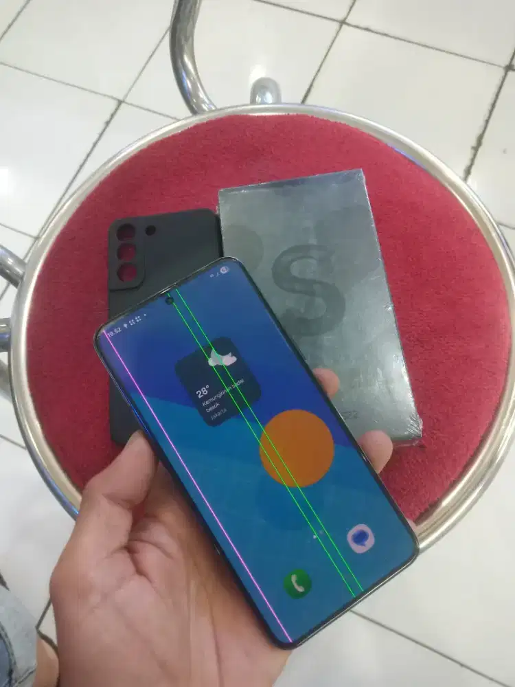 Samsung S22 5G 8/128 Resmi sein