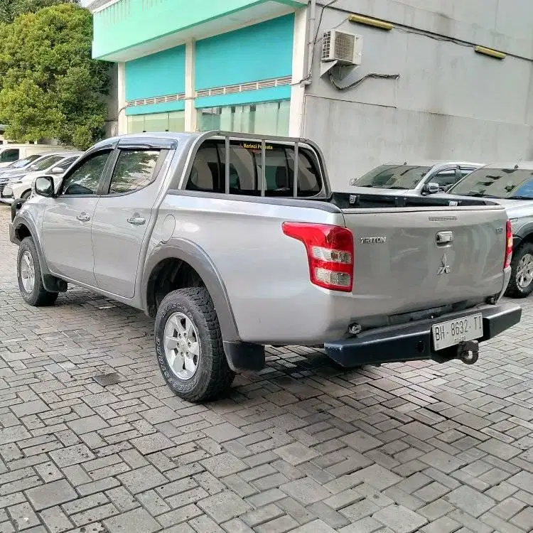 MITSUBISHI STRADA TRITON DC GLS 2.5 4X4 MT 2018
