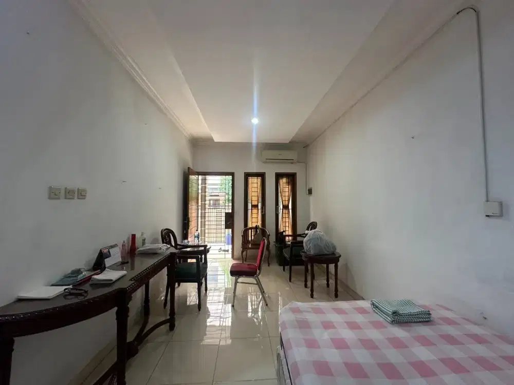 Dijual Rumah Minimalis Modern 2 Lantai Selangkah ke BKT Duren Sawit