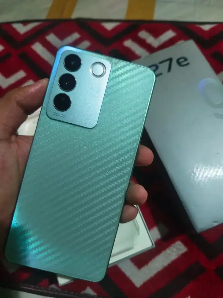 Vivo v27e 8/256GB Fulsett no minus