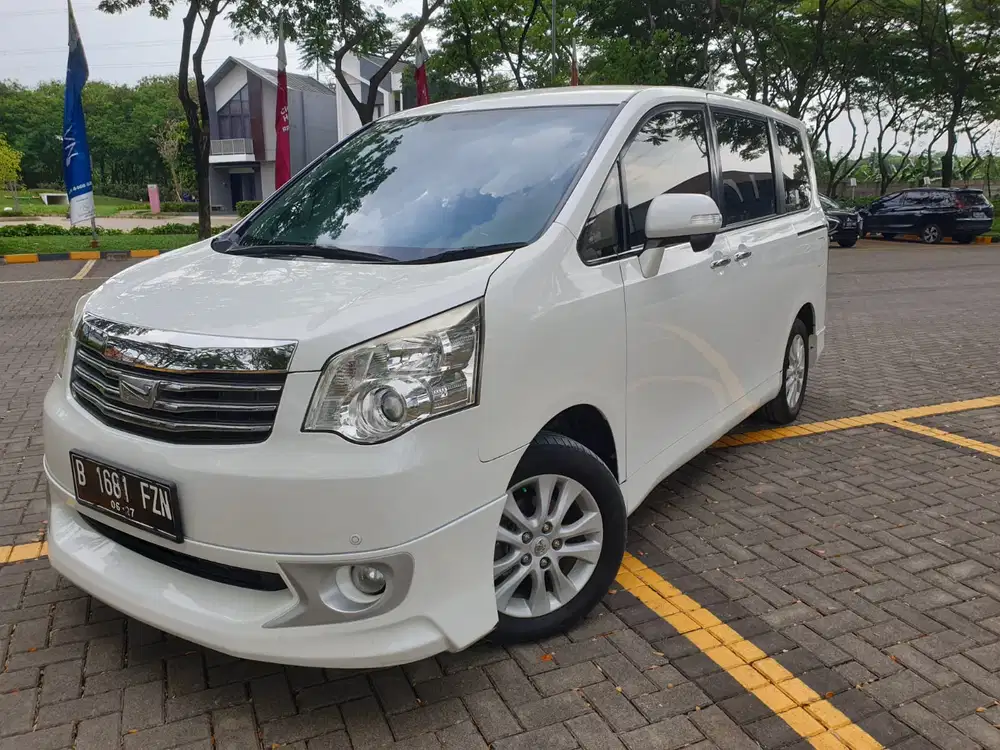 Toyota Nav1 2017 Bensin